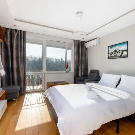 Apartmán Nowa Huta Charming By Bookinghost