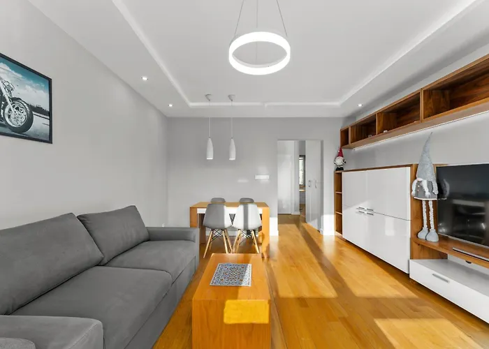 Nowa Huta Charming By Bookinghost Apartment Krakow