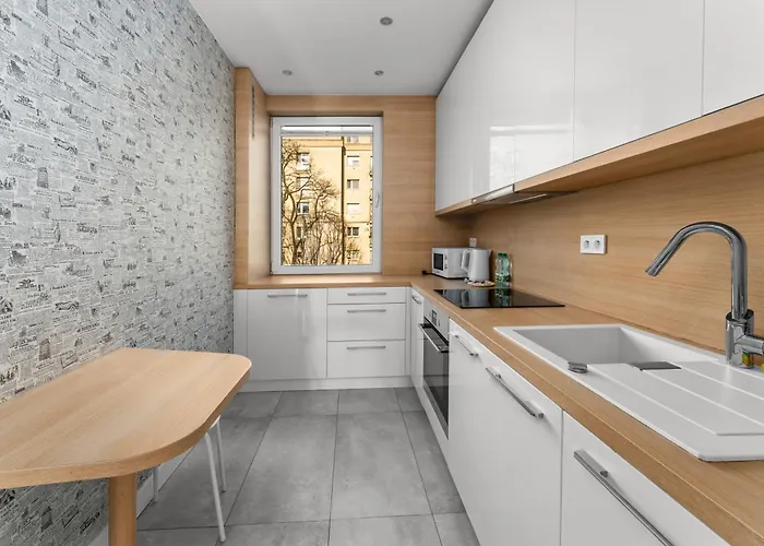 Nowa Huta Charming By Bookinghost Apartment