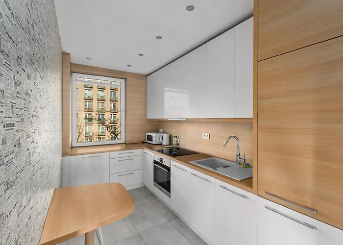 Nowa Huta Charming By Bookinghost Apartmán *